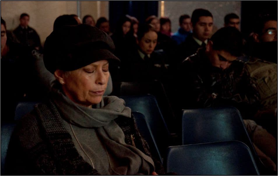 Querida Annie, fue maravilloso para mí impartir el Seminario Isha hoy en la mañana a los gendarmes de Chile. Un verdadero placer!