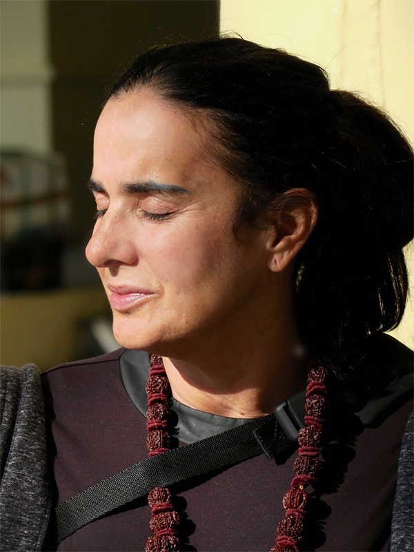 Isha planeó desde comienzos de este año, un gran regalo para compartir con el equipo de maestros más antiguos: un viaje a la India en Noviembre del 2016. Contando con la invitación de Jyoti Thapar, un