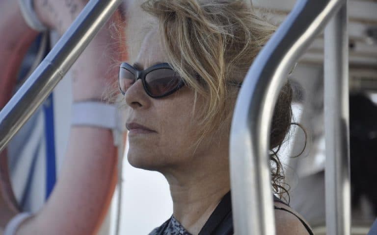 Momentos del atestiguando en el mar con Isha Desde muy temprano partimos en el barco utilizando todo momento para atestiguar. La profundidad de esta experiencia es indescriptible. EN DARSHAN parecía q