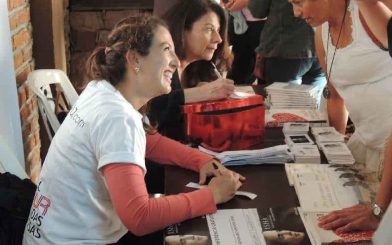 Fundación Isha Uruguay enseña gratuitamente en pando.Hola Annie, queremos contarte que tuvimos el último Seminario Social de este año. Lo realizamos en Pando y estuvo a cargo de Joaquín y Marisel, la