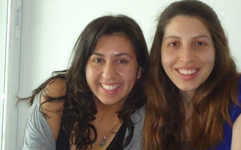 Santiago de Chile – Recibe a Isha Hola Annie Te contamos que acá estamos a full, con todos los preparativos para recibirla a Isha. Tenemos dos eventos importantes Seminario – Intensivo de dos días con